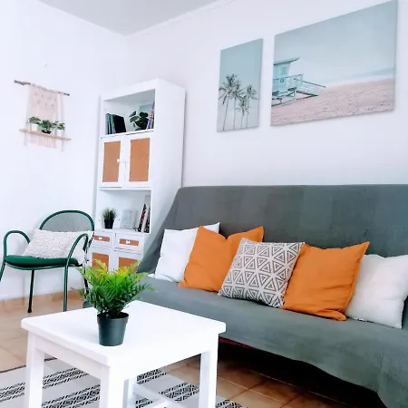 Apartment Lovely 500 M Walk To The