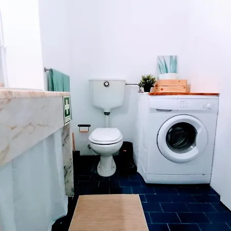 Apartamento Lovely 500 M Walk To The