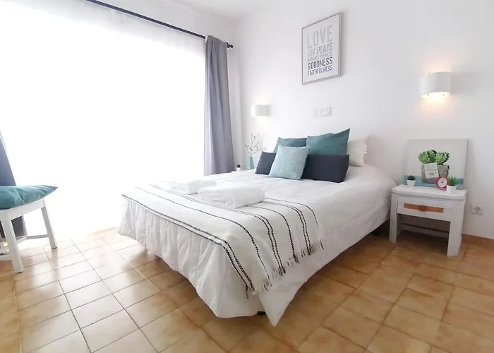 Lovely 500 M Walk To The Portimão